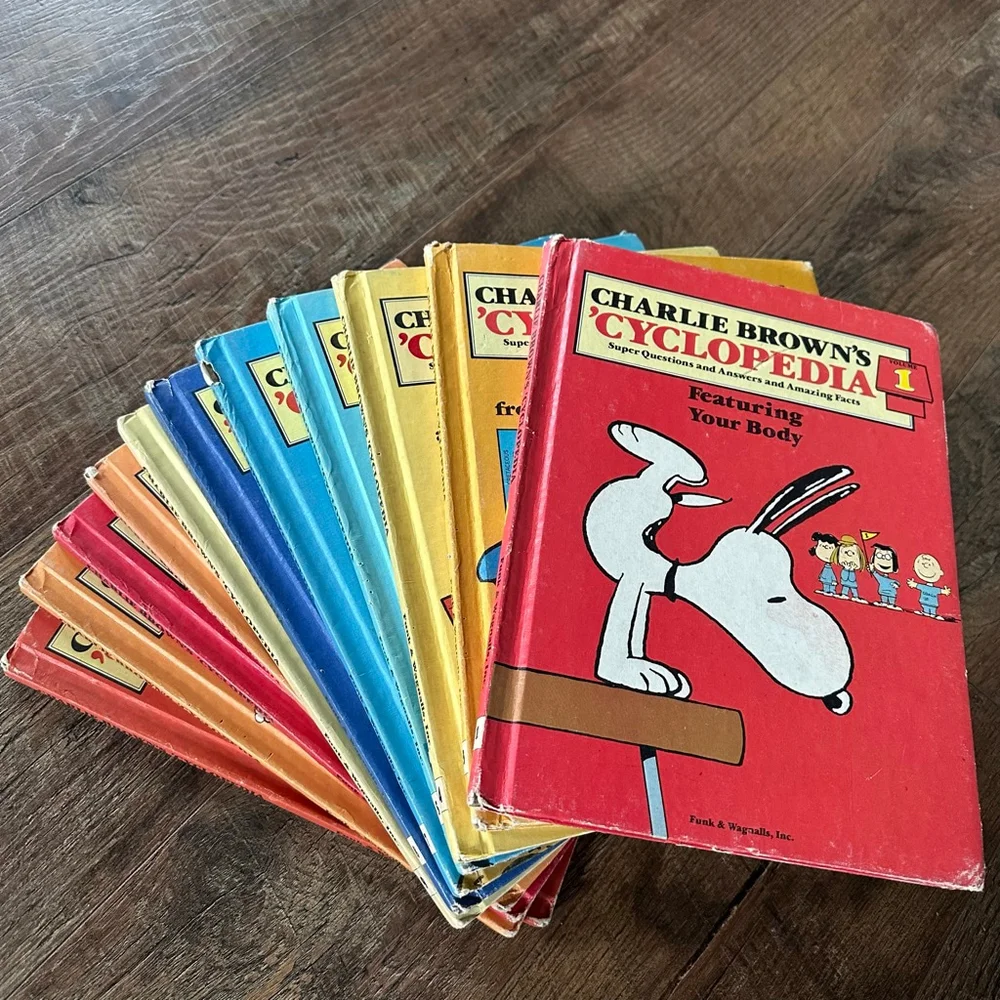Vintage 1980s Charlie Brown’s Cyclopedia Book Lot – Peanuts Hardcover Set 11